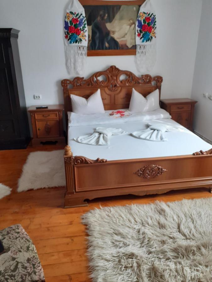 Pensiunea Rustic Oncesti Exteriér fotografie