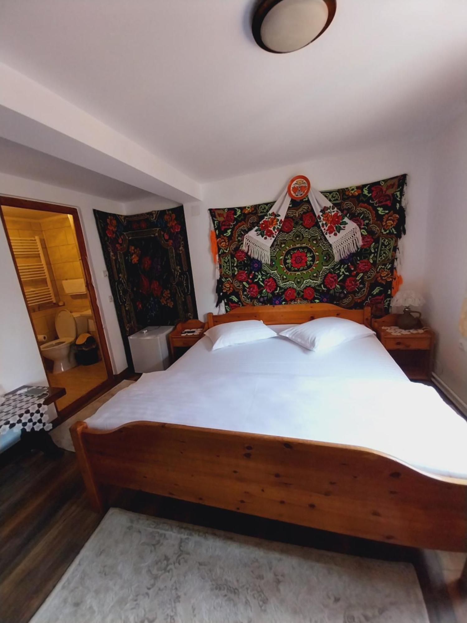 Pensiunea Rustic Oncesti Exteriér fotografie