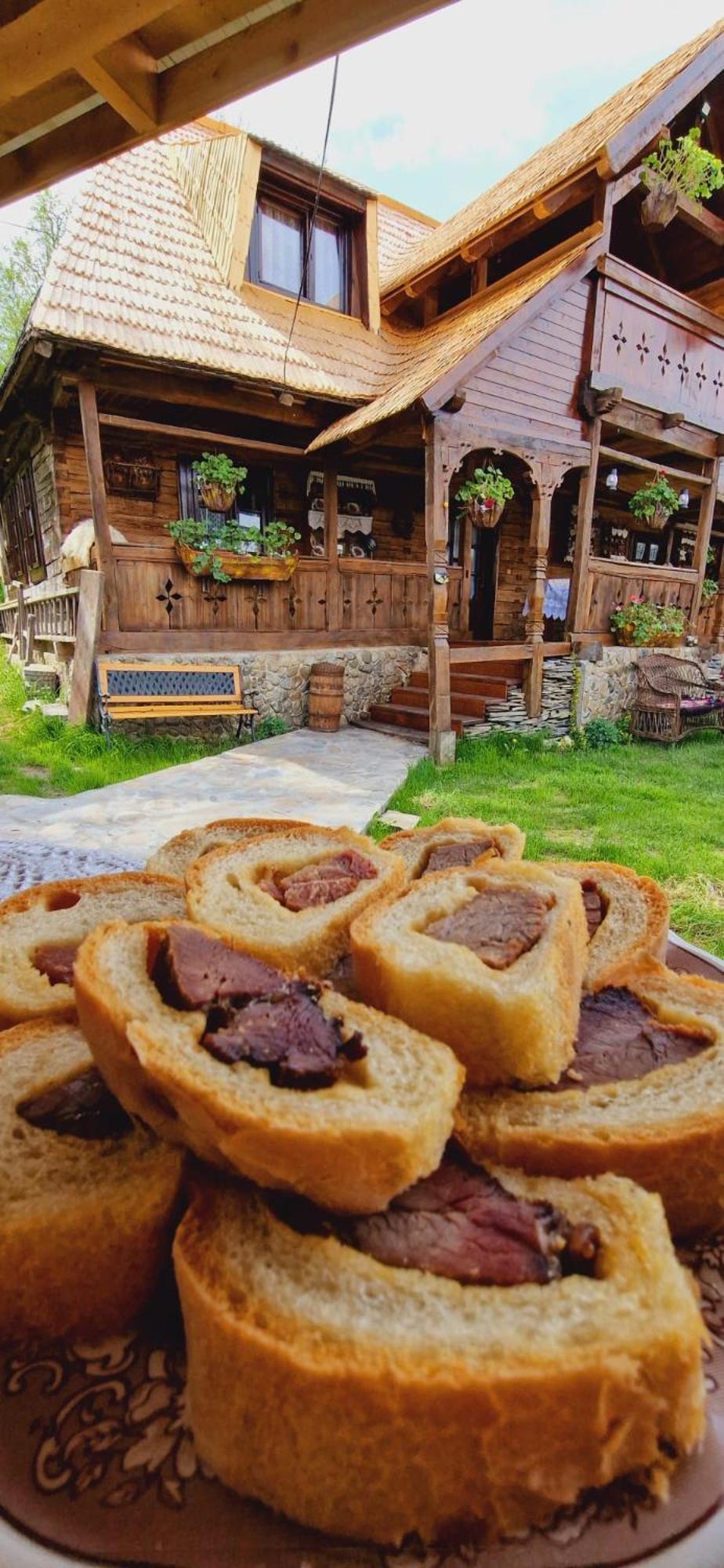 Pensiunea Rustic Oncesti Exteriér fotografie