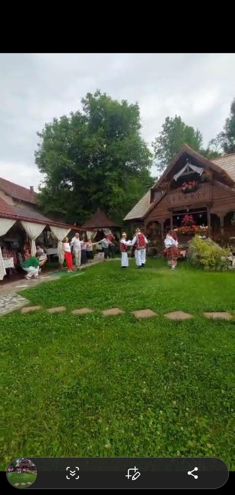 Pensiunea Rustic Oncesti Exteriér fotografie